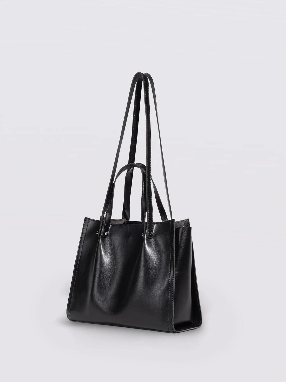 Paola Carryall Tote Noirvere